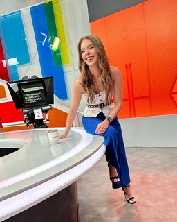 Valentina Rodríguez feet photo 12