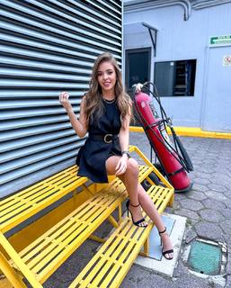 Valentina Rodríguez feet photo 10