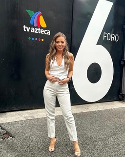 Valentina Rodríguez feet photo 6