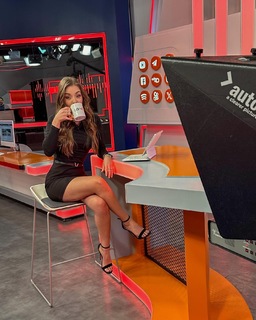 Valentina Rodríguez feet photo 19