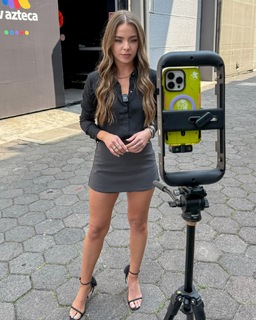 Valentina Rodríguez feet photo 7