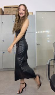 Valentina Rodríguez feet photo 11