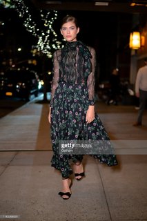 Valentina Sampaio feet photo 10
