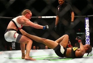 Valentina Shevchenko feet photo thumbnail