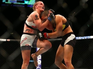 Valentina Shevchenko feet photo thumbnail