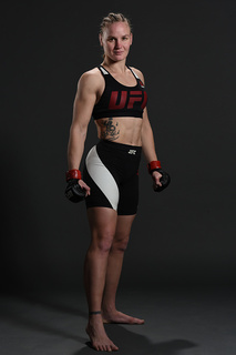 Valentina Shevchenko feet photo thumbnail