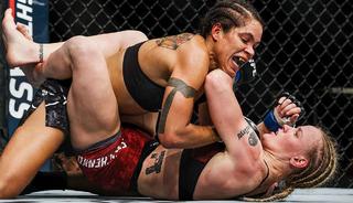 Valentina Shevchenko feet photo thumbnail