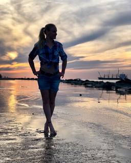 Valentina Shevchenko feet photo thumbnail