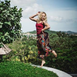 Valentina Shevchenko feet photo thumbnail