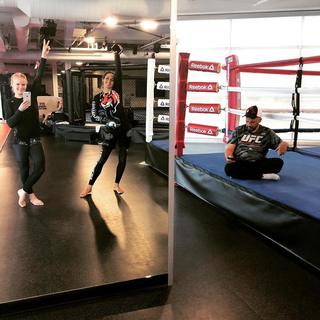 Valentina Shevchenko feet photo thumbnail