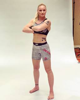 Valentina Shevchenko feet photo thumbnail