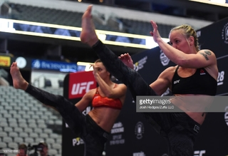 Valentina Shevchenko feet photo thumbnail