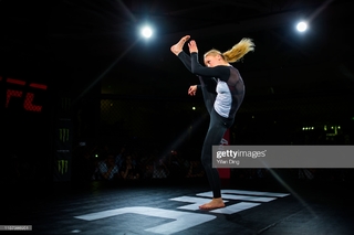 Valentina Shevchenko feet photo thumbnail