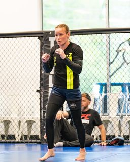 Valentina Shevchenko feet photo thumbnail