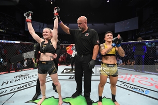 Valentina Shevchenko feet photo thumbnail