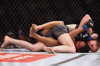 Valentina Shevchenko feet photo thumbnail