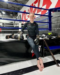 Valentina Shevchenko feet photo thumbnail