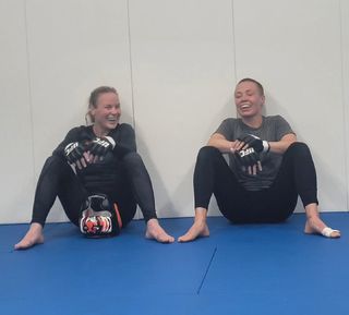 Valentina Shevchenko feet photo thumbnail