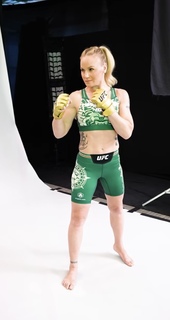 Valentina Shevchenko feet photo thumbnail