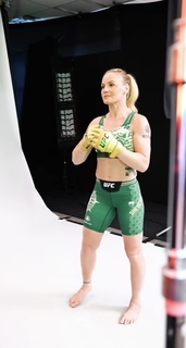 Valentina Shevchenko feet photo thumbnail