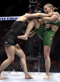 Valentina Shevchenko feet photo thumbnail