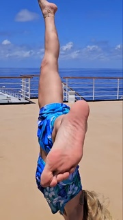 Valentina Shevchenko feet photo thumbnail