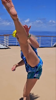 Valentina Shevchenko feet photo thumbnail