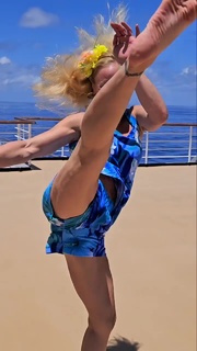 Valentina Shevchenko feet photo thumbnail