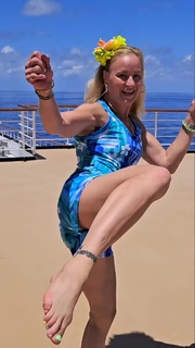 Valentina Shevchenko feet photo thumbnail