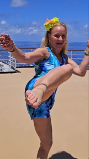Valentina Shevchenko feet photo thumbnail