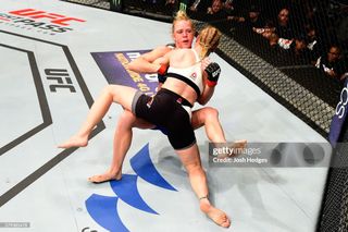 Valentina Shevchenko feet photo thumbnail