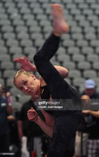 Valentina Shevchenko feet photo thumbnail