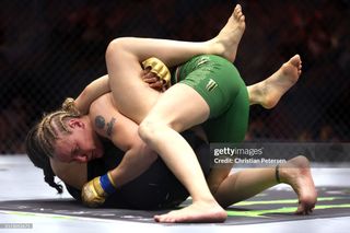 Valentina Shevchenko feet photo thumbnail