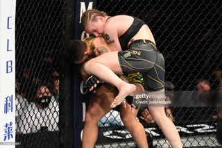 Valentina Shevchenko feet photo thumbnail