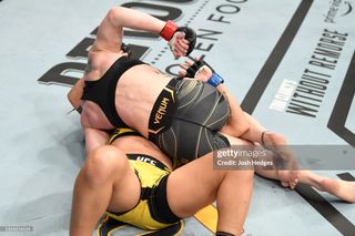 Valentina Shevchenko feet photo thumbnail