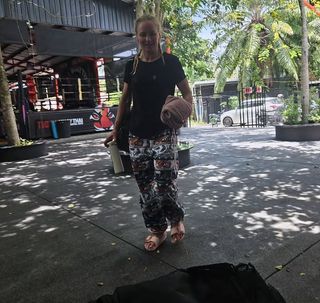 Valentina Shevchenko feet photo thumbnail