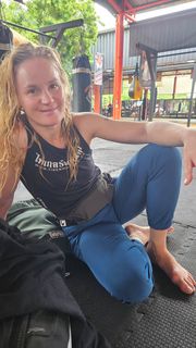 Valentina Shevchenko feet photo thumbnail