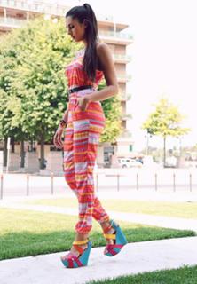 Valentina Vignali feet photo thumbnail