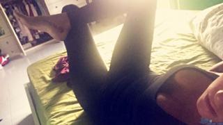 Valentina Vignali feet photo thumbnail