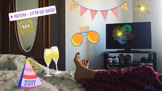 Valentina Vignali feet photo thumbnail