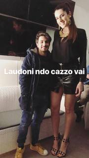 Valentina Vignali feet photo thumbnail