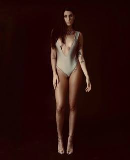 Valentina Vignali feet photo thumbnail