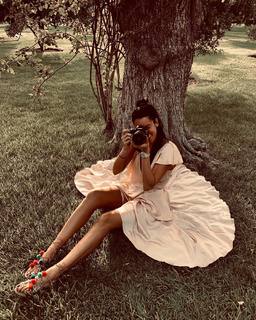 Valentina Vignali feet photo thumbnail