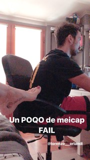 Valentina Vignali feet photo thumbnail