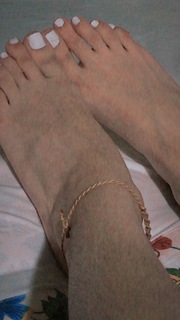 Valentina Vignali feet photo thumbnail