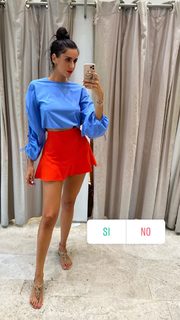Valentina Vignali feet photo thumbnail