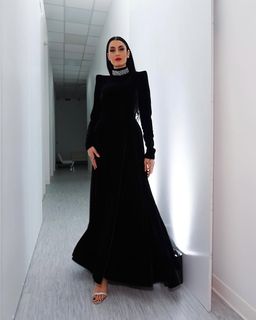 Valentina Vignali feet photo thumbnail