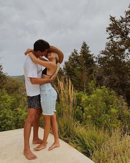 Valentina Zenere feet photo thumbnail