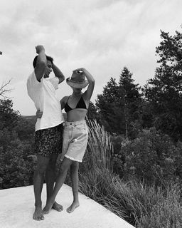 Valentina Zenere feet photo thumbnail