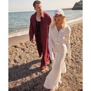 Valentina Zenere feet photo thumbnail